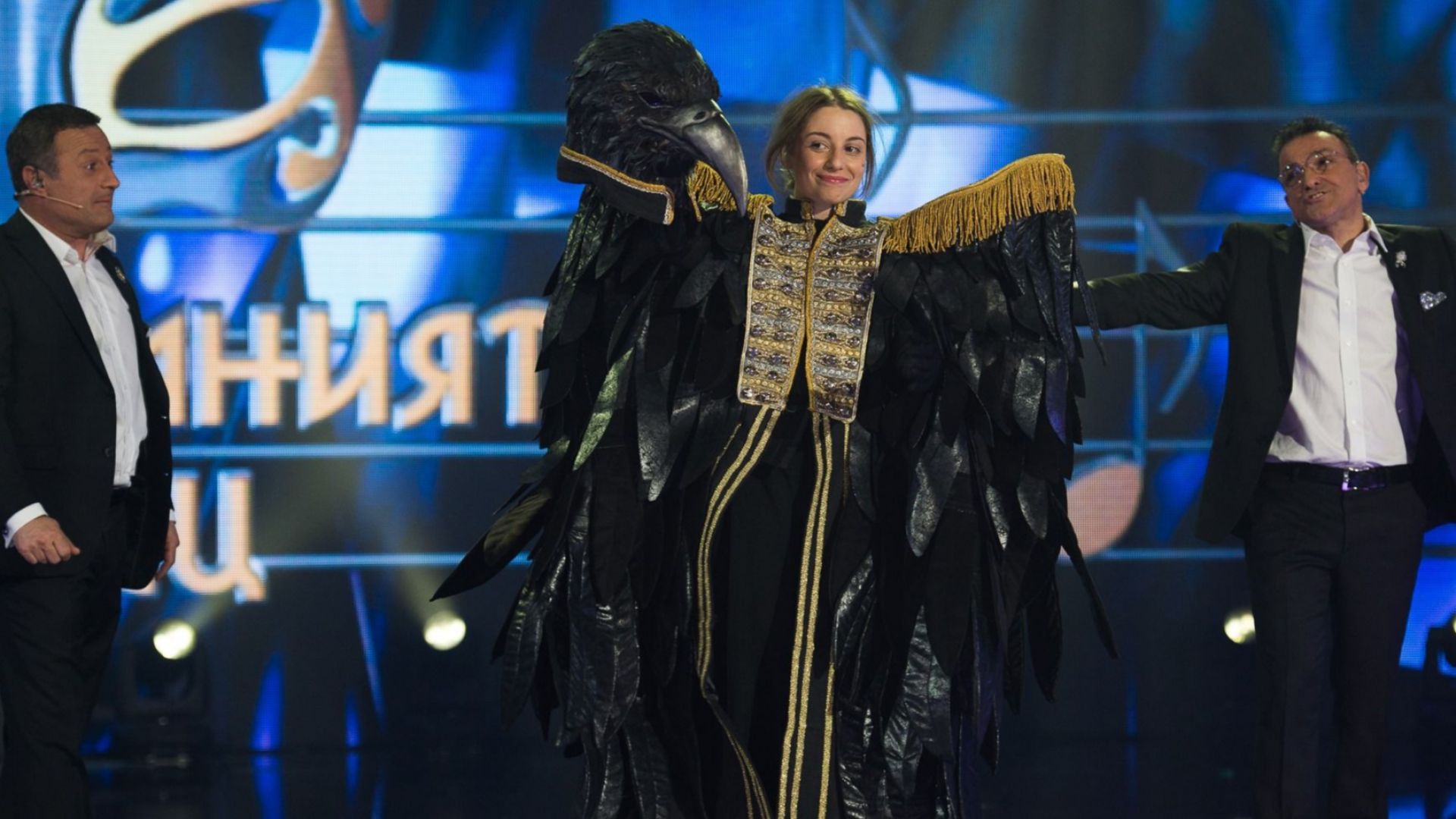 Михаела Маринова триумфира с наградата от "Маскираният певец"