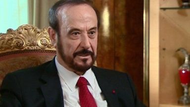 Съдят в Париж чичото на Башар Асад за пране на пари