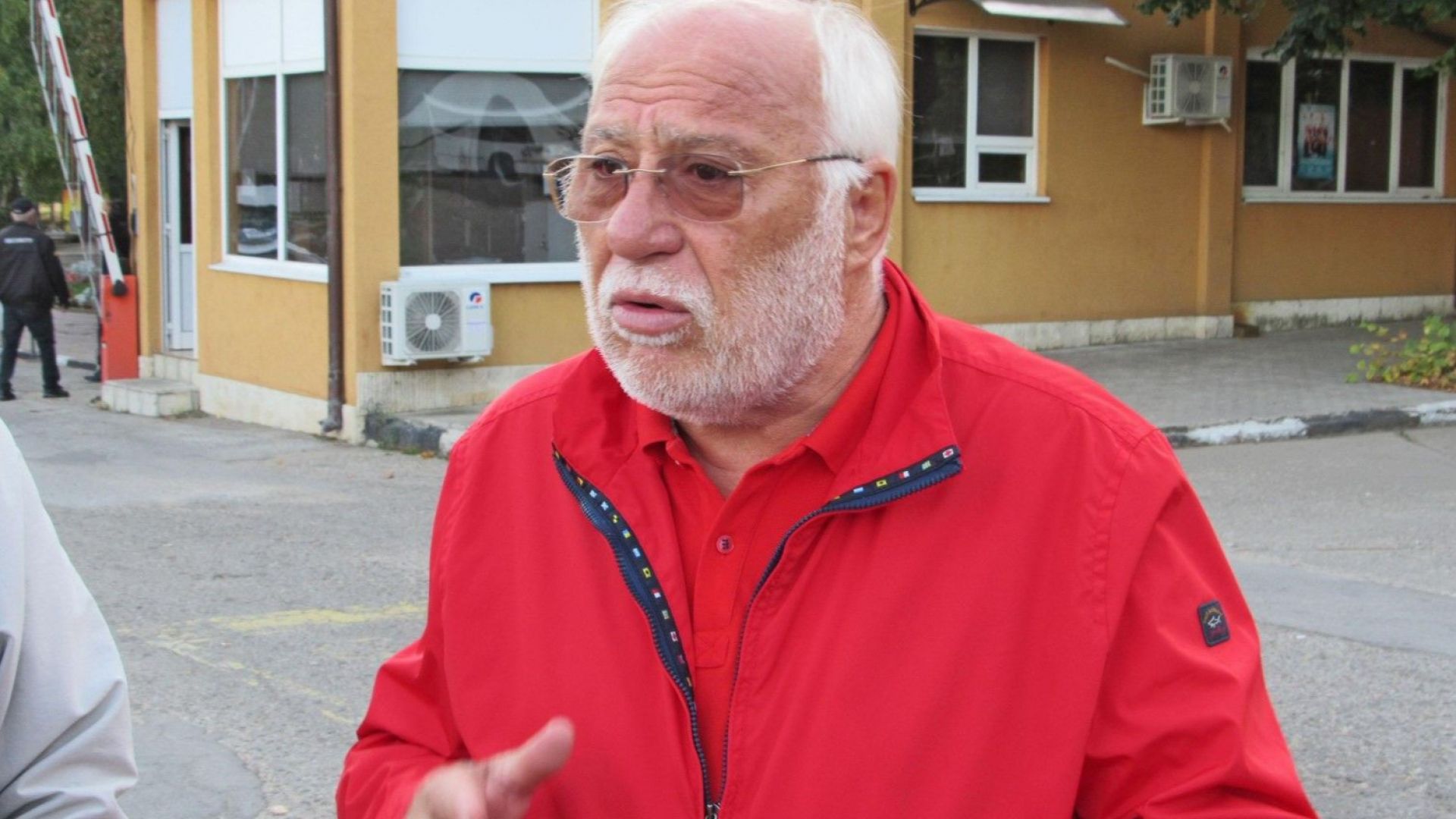 Една от версиите за опита за убийство на бизнесмена Емилиян