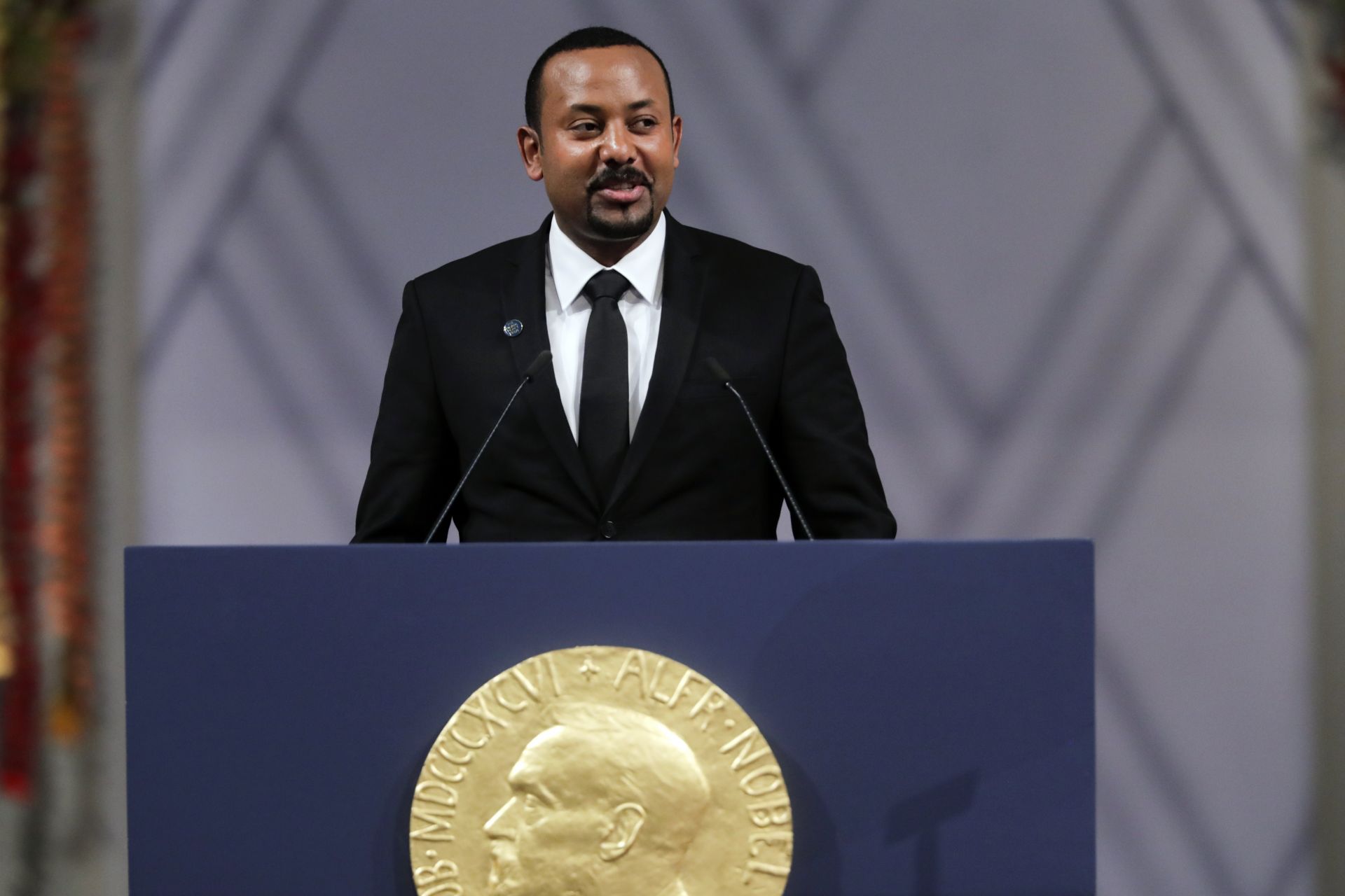 Етиопският премиер Абий Ахмед получи Нобела за мир в Осло