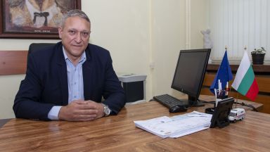 Бойко Рановски пред Dir.bg за новите екостикери, мръсния въздух и прегледите на колите