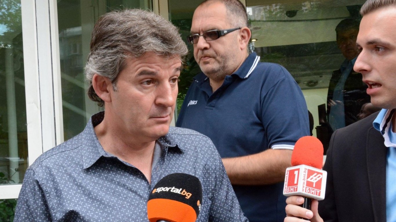 Издигат изненадващо Емил Костадинов за нов шеф на футбола?