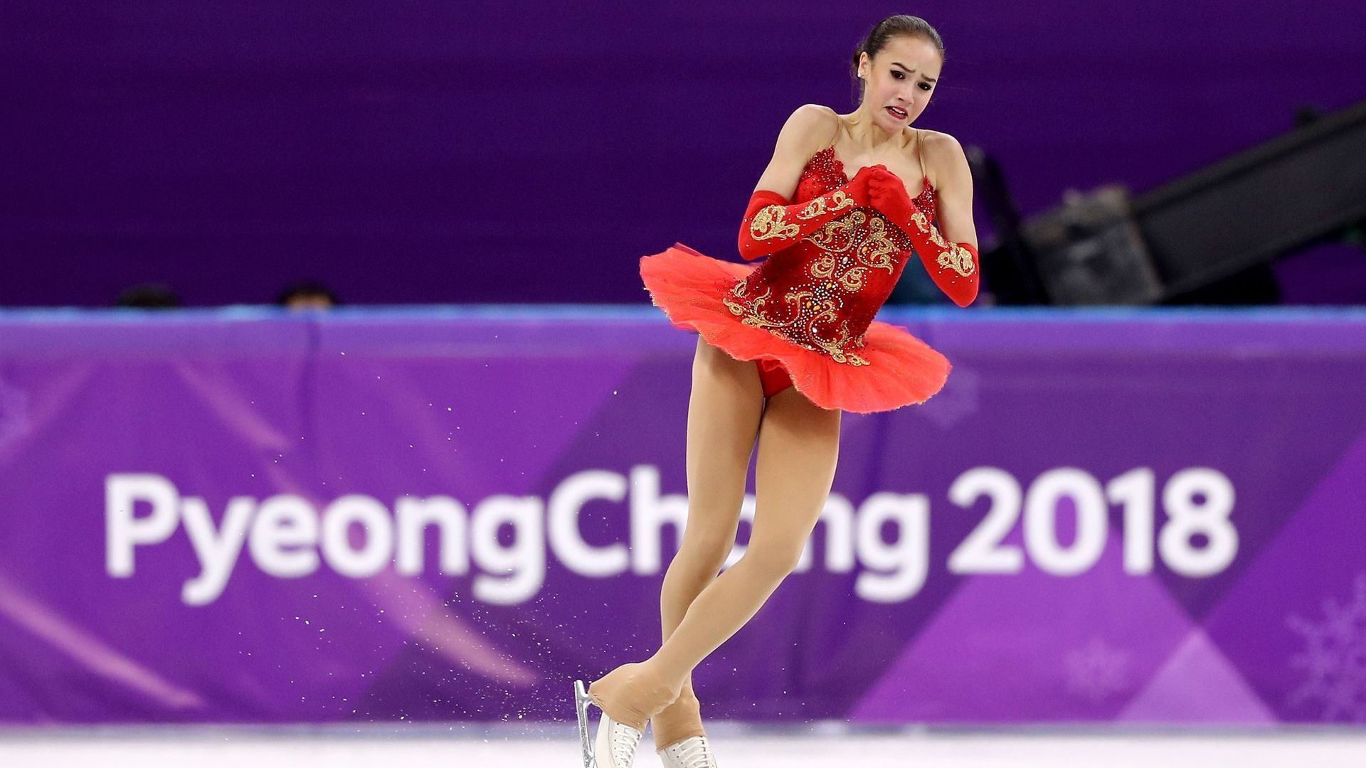 Шок в Русия - 17-годишното чудо Алина Загитова спира със спорта