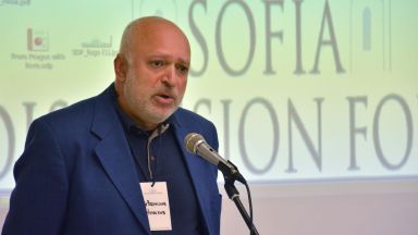 Проф. Велислав Минеков е новият ректор на художествената Академия