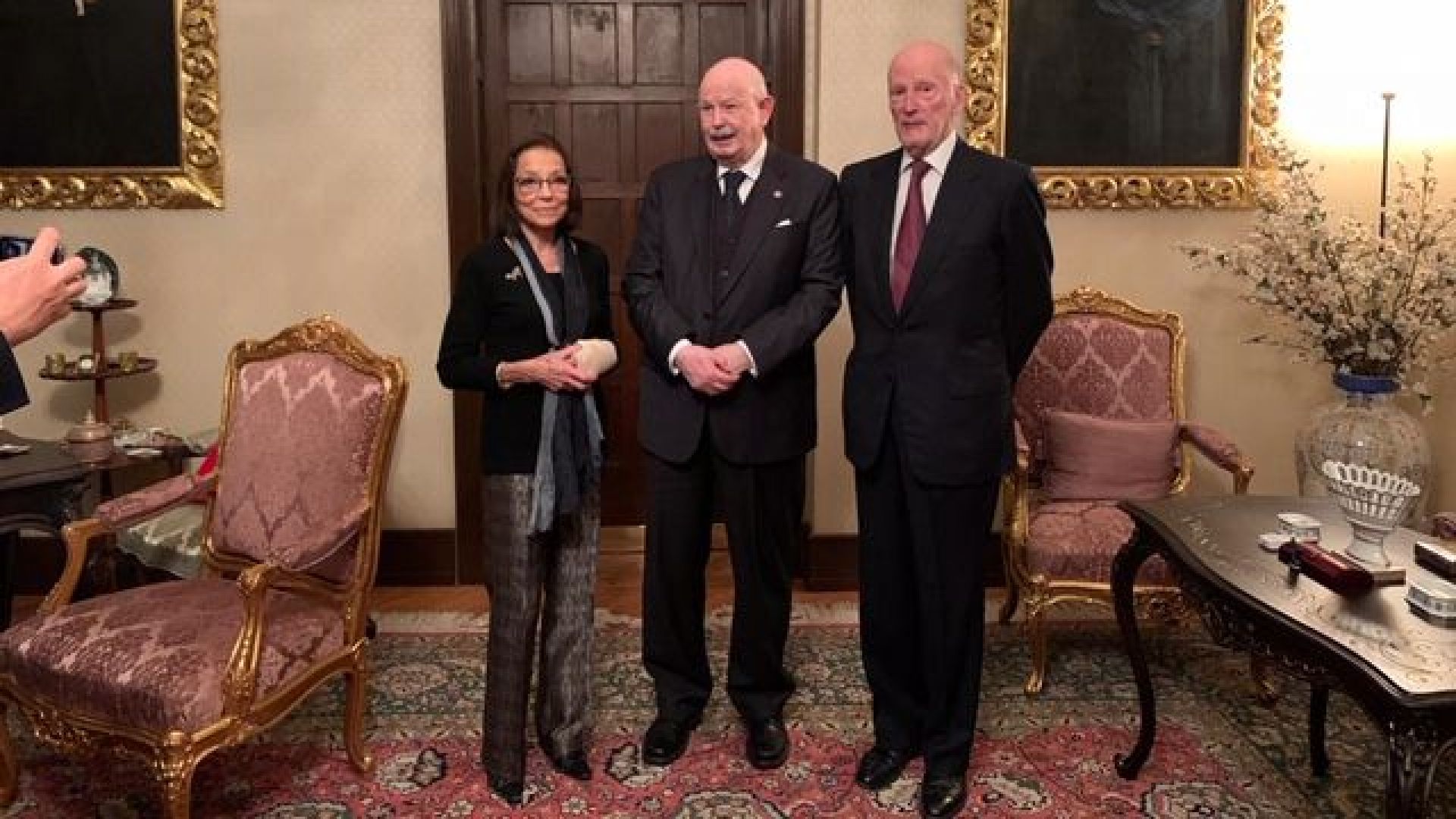 Негово Височество Принцът и Велик магистър на Суверенния военен хоспиталиерен