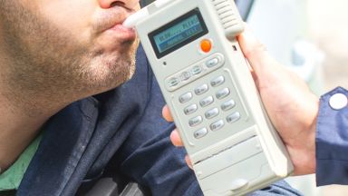 Пиян водач е катастрофирал при опита си да избяга от