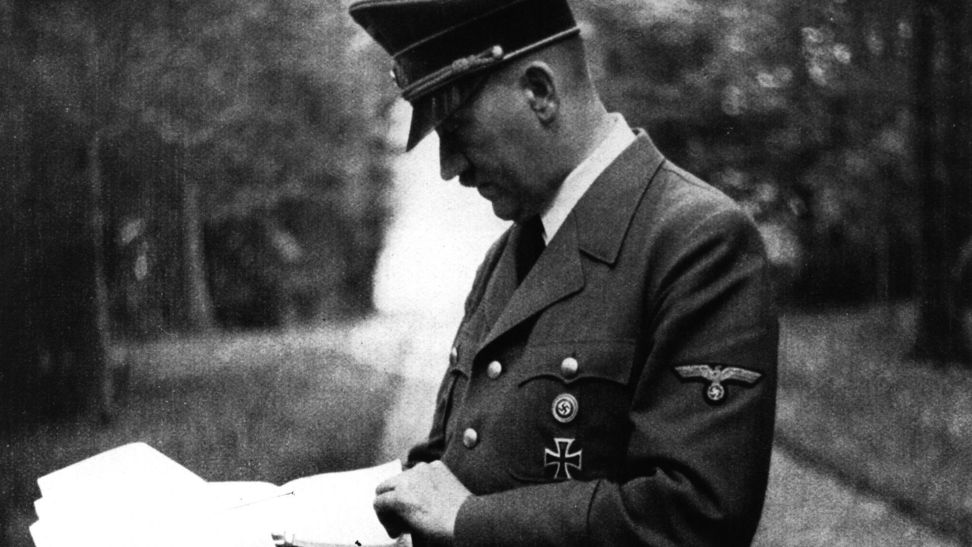 На 15 декември 1944 г девет дни преди Коледа Винголф