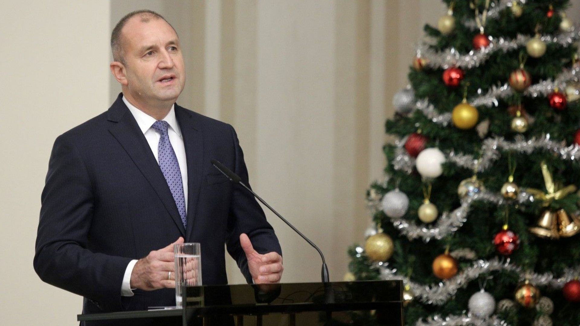 Президентът Румен Радев заяви че не можем да бягаме от