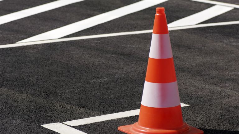 Община Пловдив започва авариен ремонт на Рогошко шосе, като движението