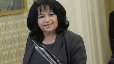 Министърът на енергетиката Теменужка Петкова е водач на листата на ГЕРБ