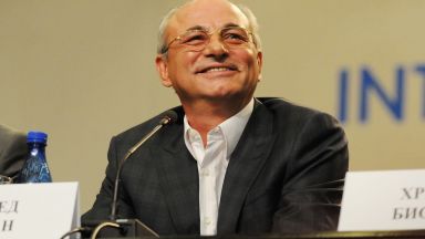 Почетният председател на ДПС Ахмед Доган отправи музикален поздрав с