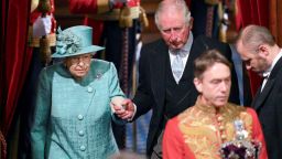 Отменят много от задълженията на Елизабет ІІ, Чарлз поема част от тях