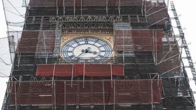 Скелето върху горната част на Биг Бен в Лондон ще