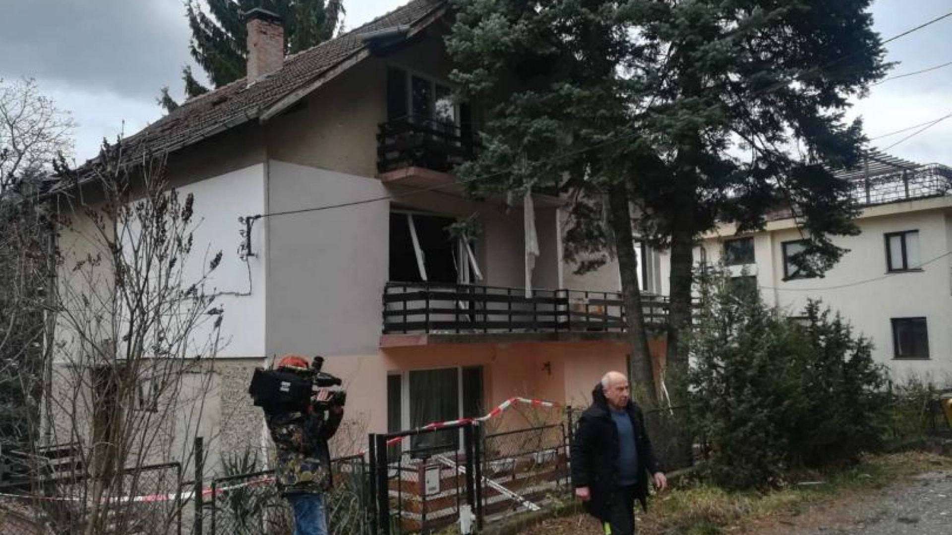 Запалена цигара е причина за взривяването на газова бутилка в