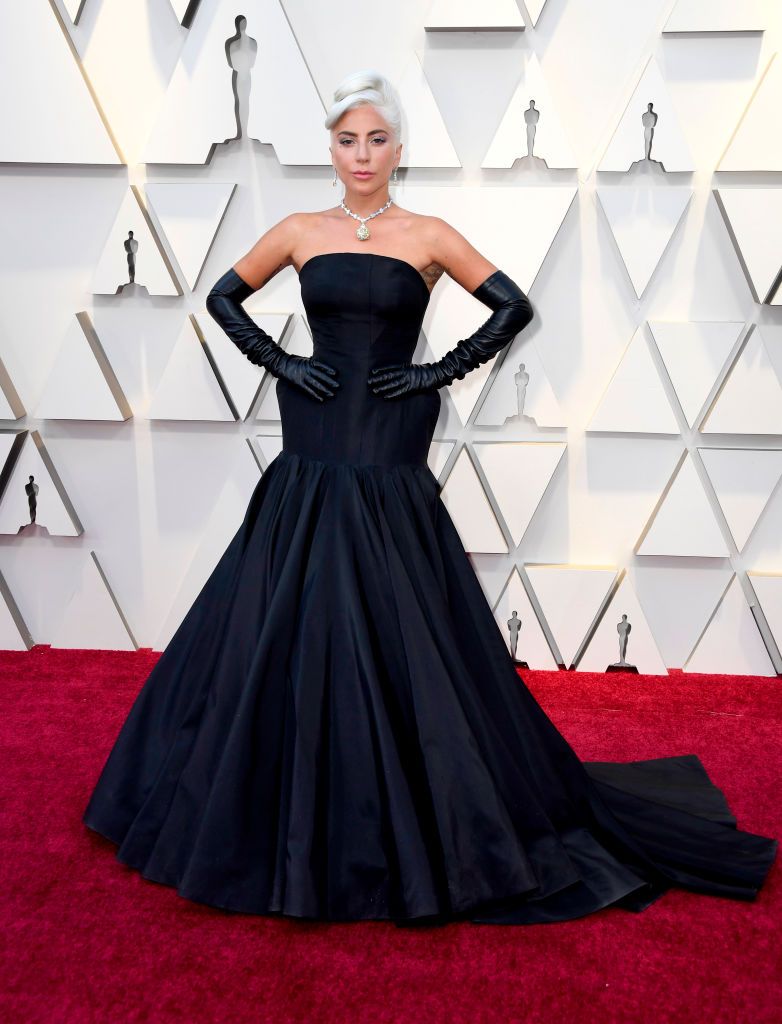 Лейди Гага в "Alexander McQueen" на наградите "Оскар"