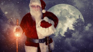 Дядо Коледа тръгна с шейна си от Рованиеми в Лапландия