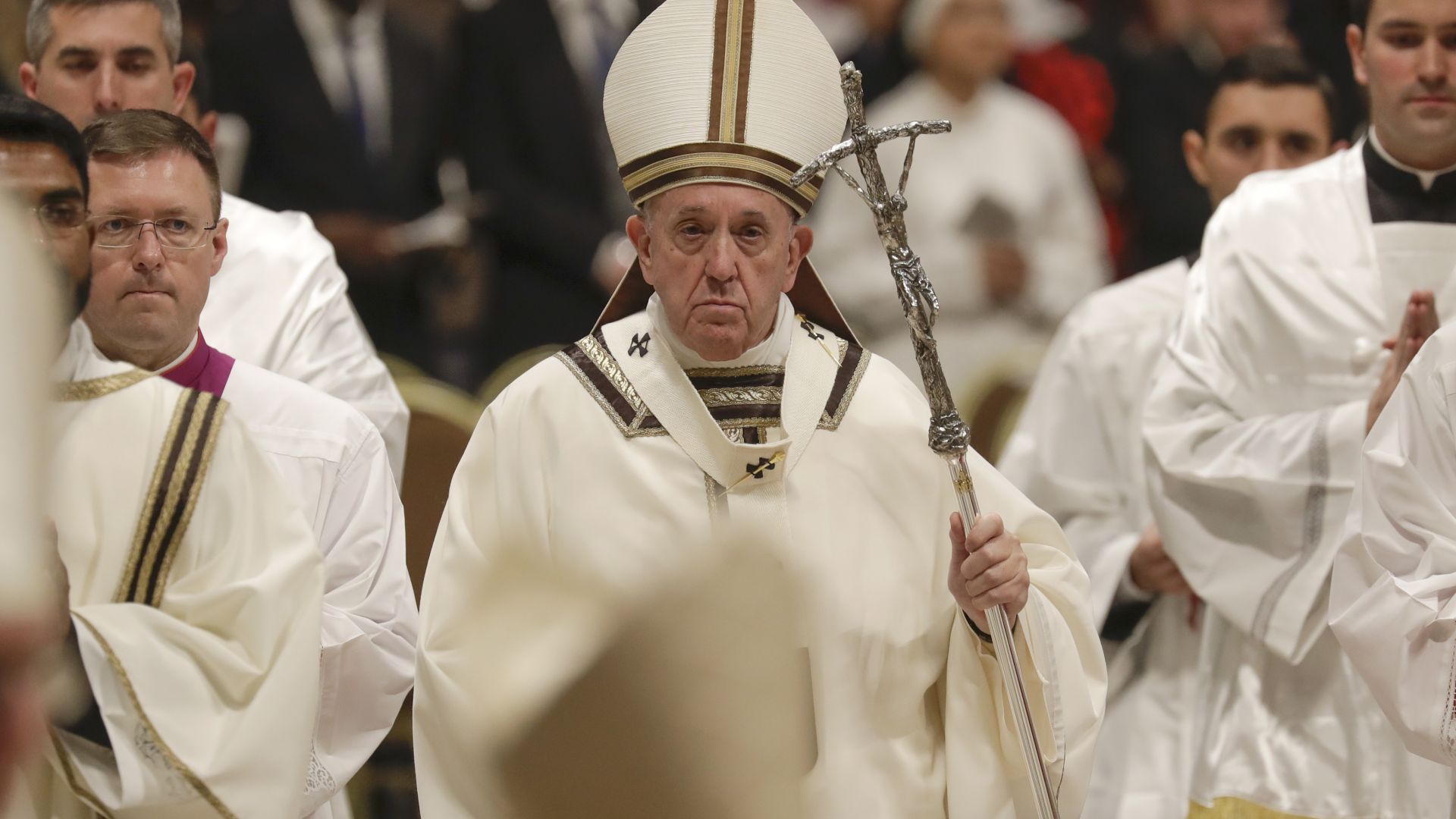 Папата дарява 1 милион евро за изпаднали в тежко положение римляни