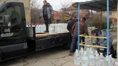 Водният режим увеличил потреблението в Перник, ще пречистват тинята в язовира