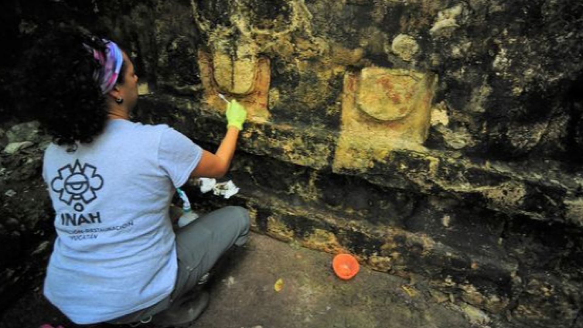 Археолози откриха останки от голям дворец на маите използван преди
