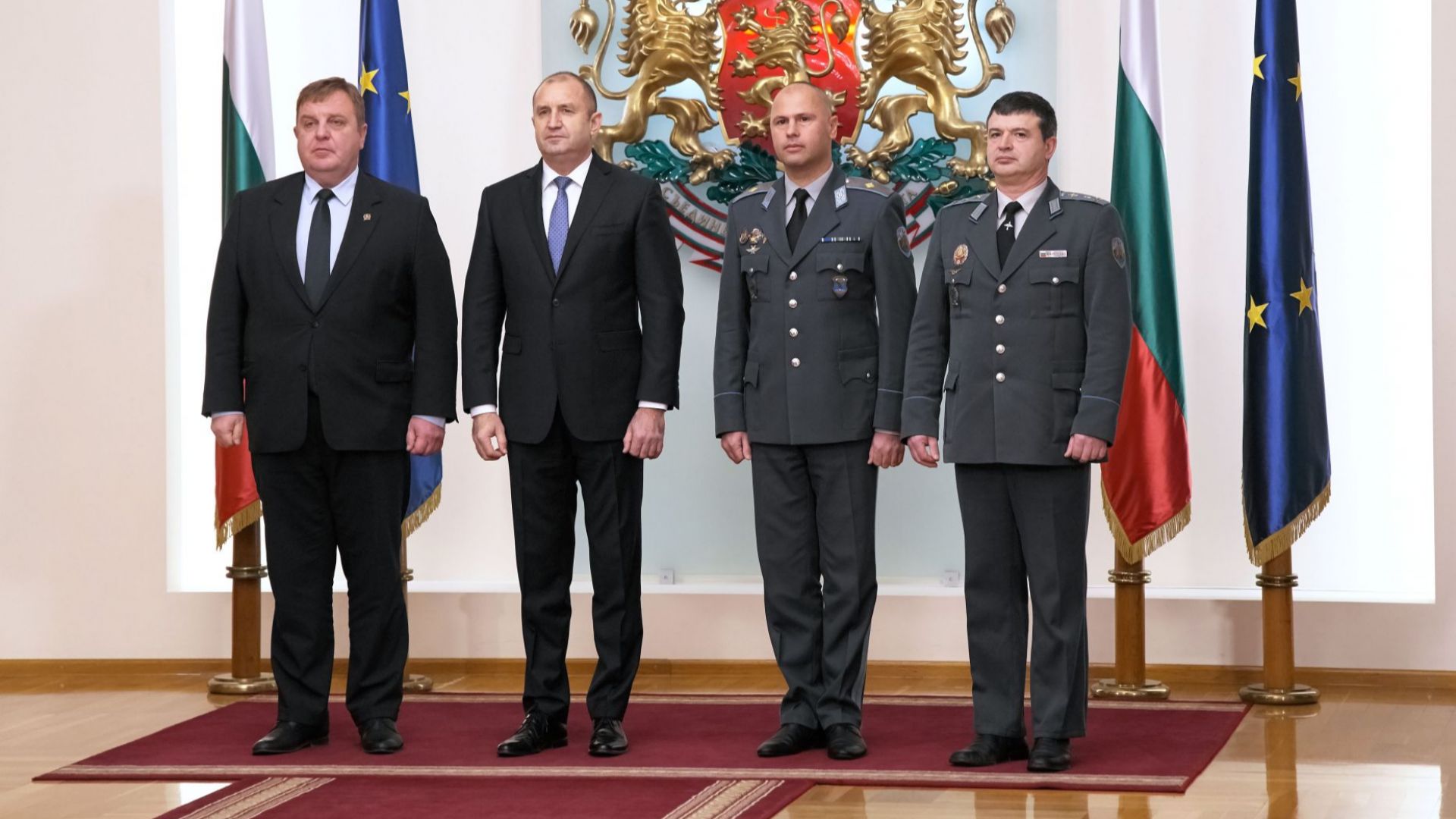 На тържествена церемония днес в Гербовата зала на Дондуков 2