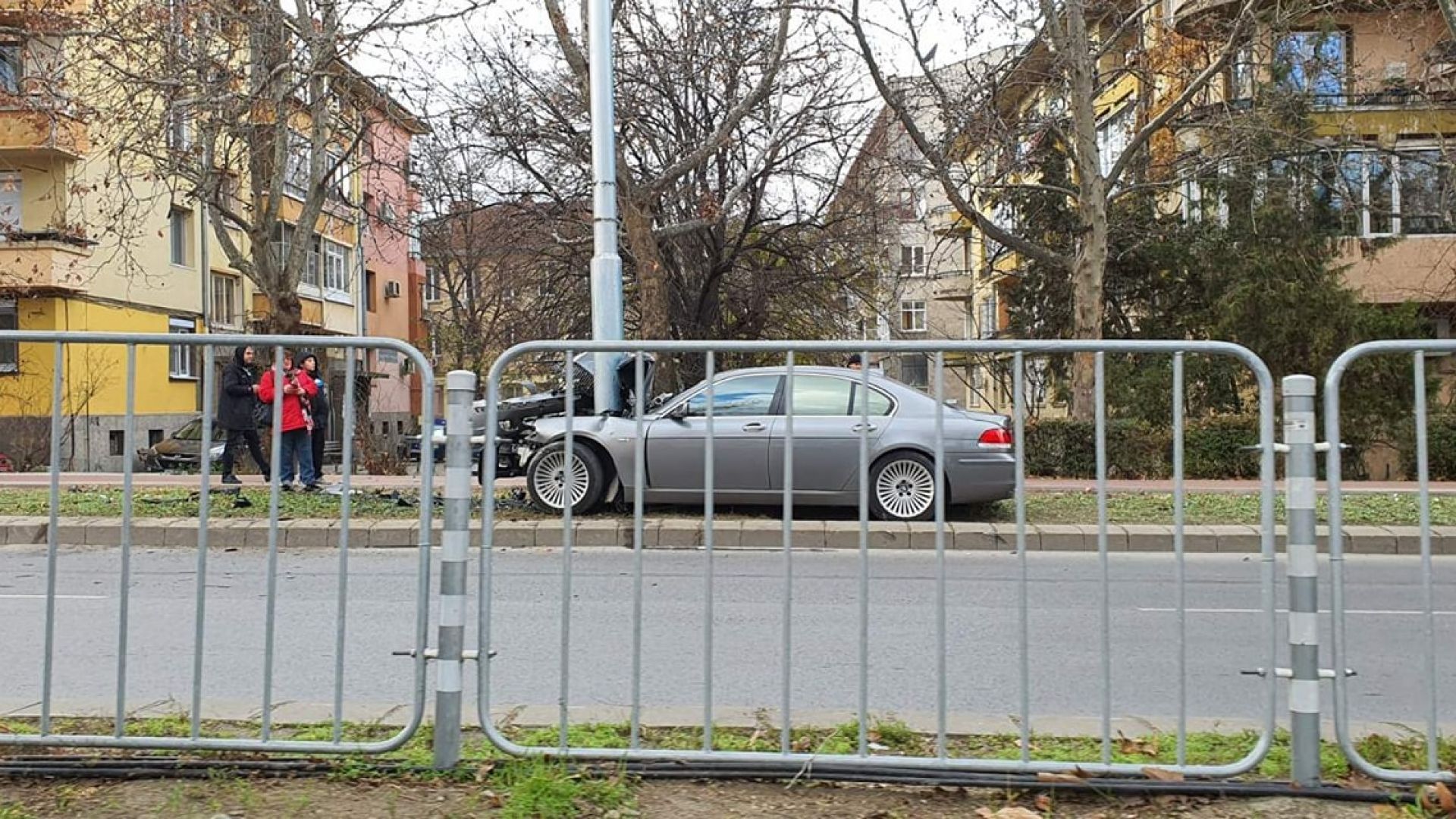 Тежка катастрофа на централен пловдивски булевард по чудо не взе