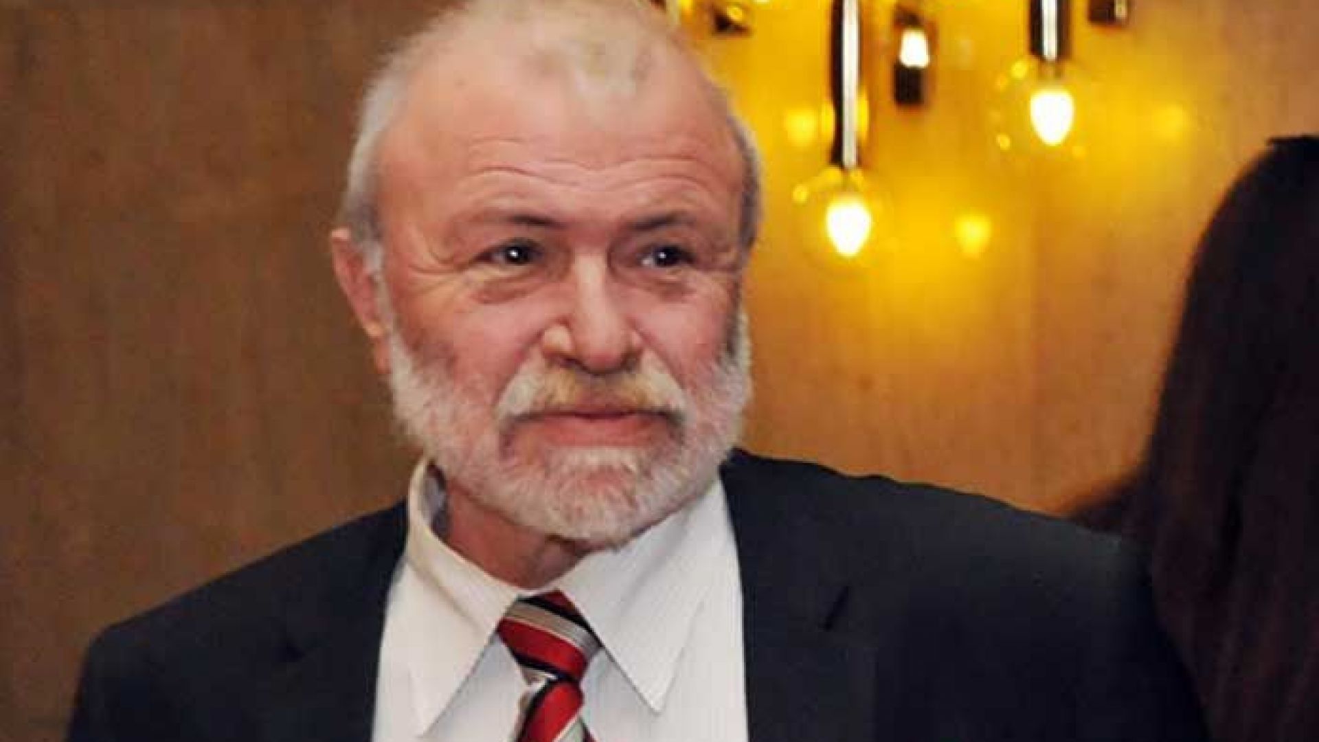 На 71 г. почина проф. д-р Драгомир Драганов, дългогодишен преподавател