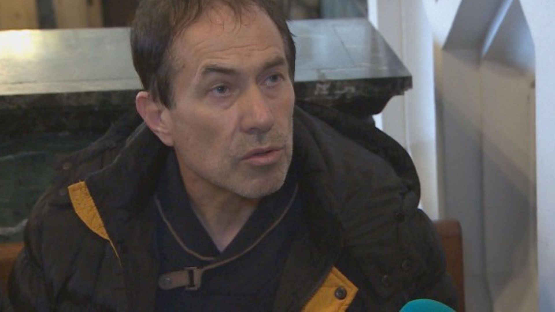 Задържаният заради подкуп директор на училище в Ихтиман остава в