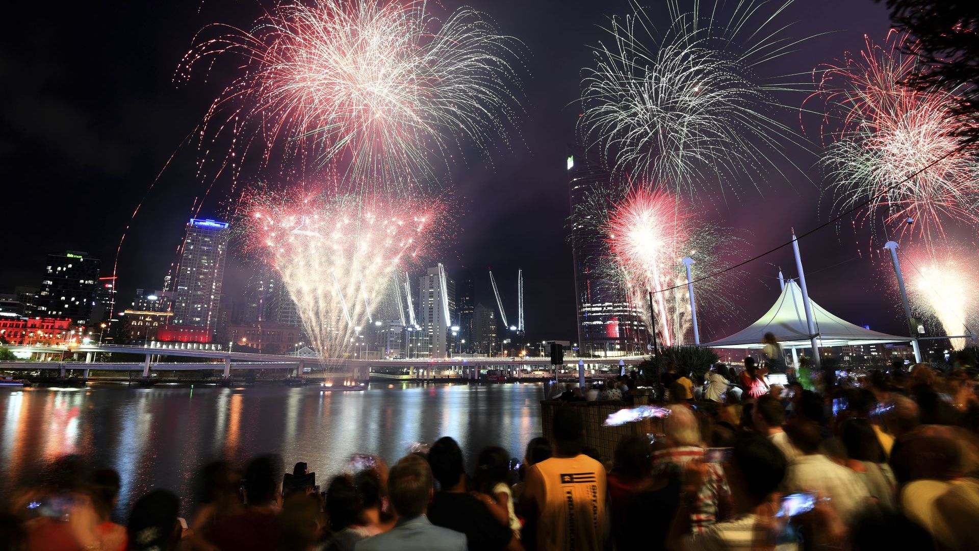 Новата година вече настъпи в малки тихоокеански страни предаде Асошиейтед