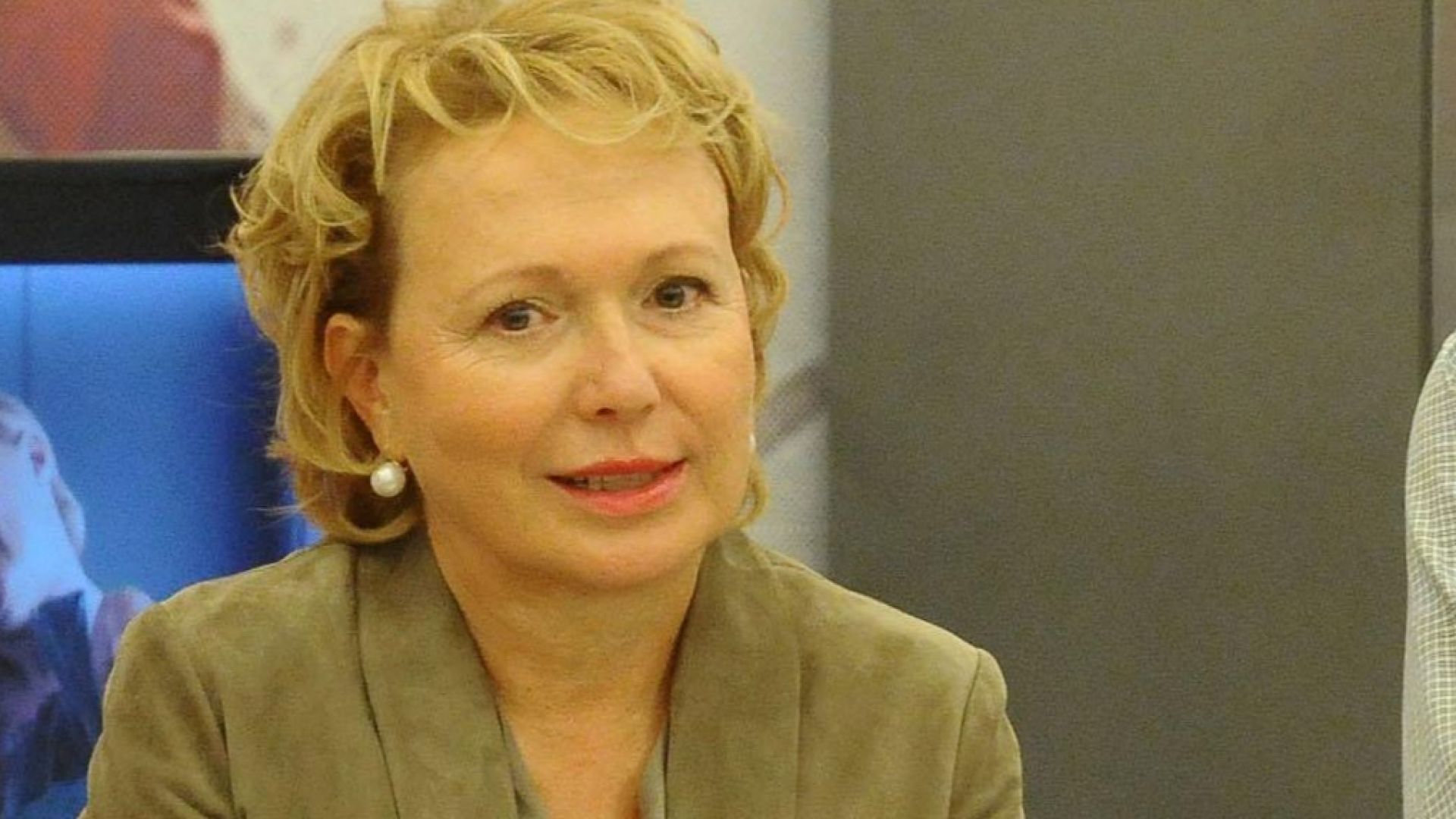 Виж още Силва Зурлева живот на върха снимки