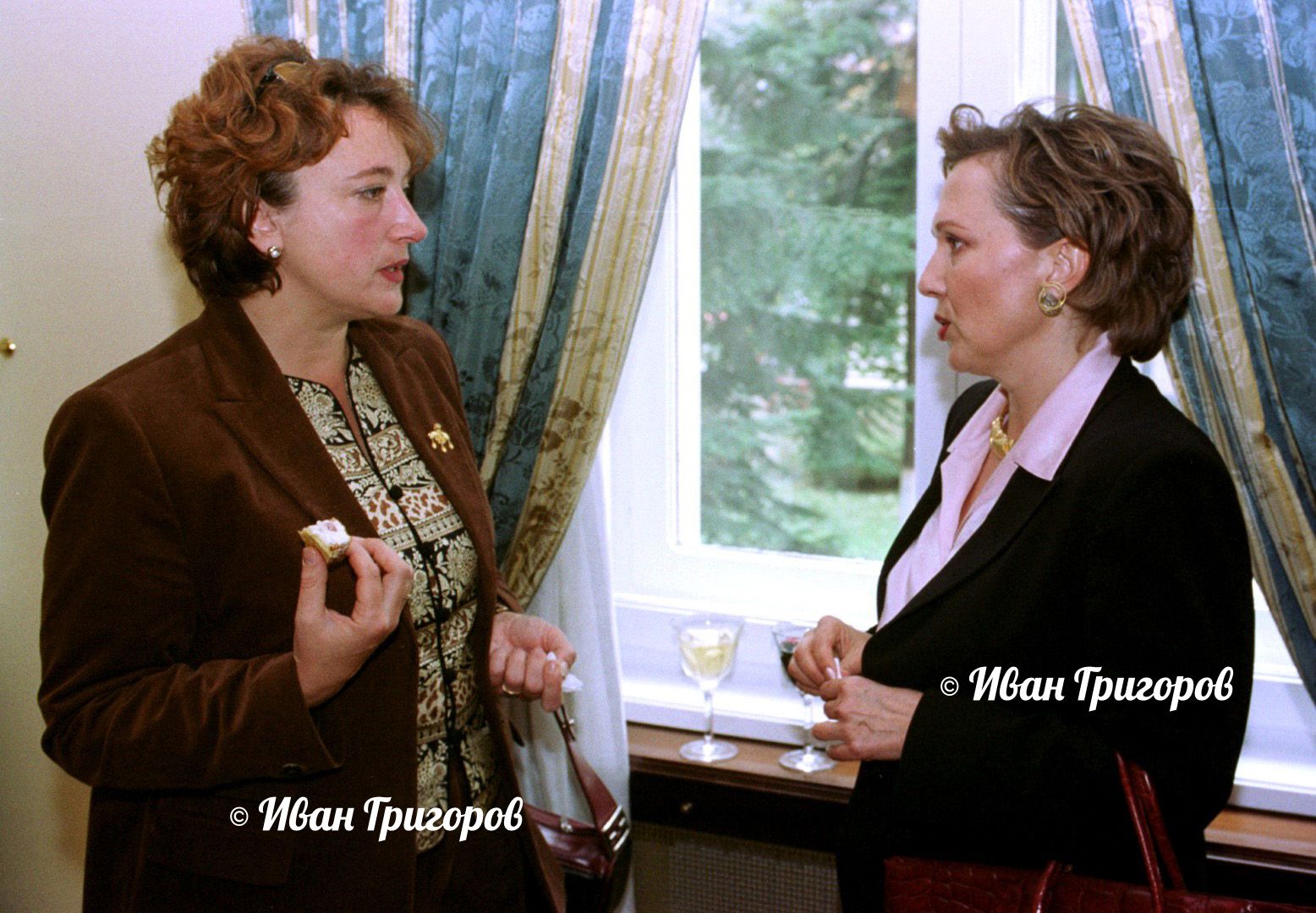 15 октомври 2002 г. - Силва Зурлева разговаря с автора на култовото предаване на Ефир 2 "Ах, тези муцуни" - Екатерина Генова