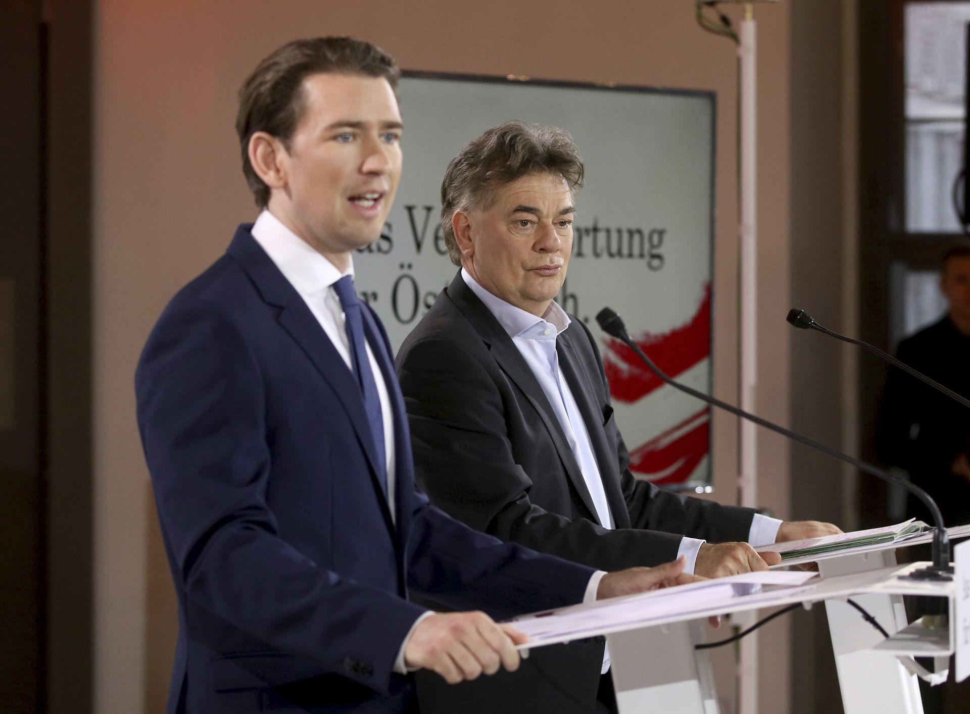 Себастиян Курц и председателят на Зелените и бъдещ вицеканцлер Вернер Коглер