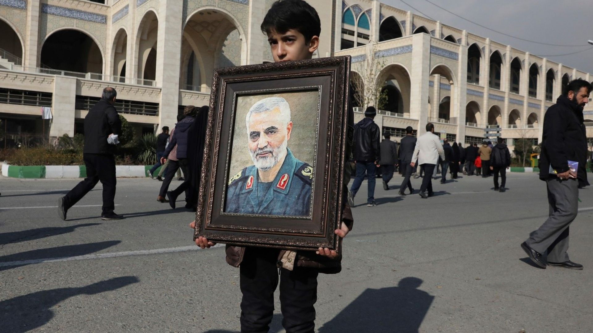 Президентът на Ирак Бархам Салих призова целия свят към сдържаност