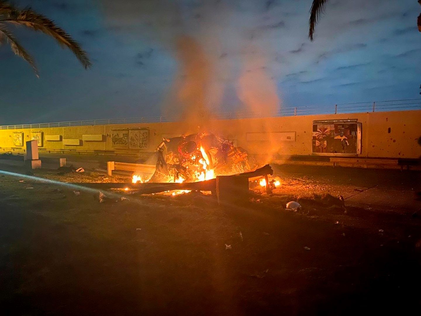 Атаката срещу летището в Ирак, при която загина Касем Сюлеймани  