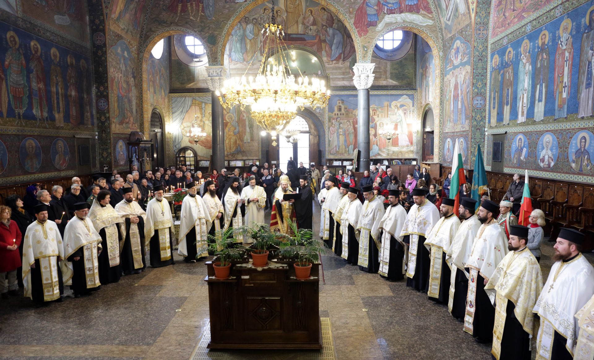 Благодарственият молебен за Освобождението на София е отслужен в катедралния храм "Свети Крал" - днешната църква "Света Неделя".