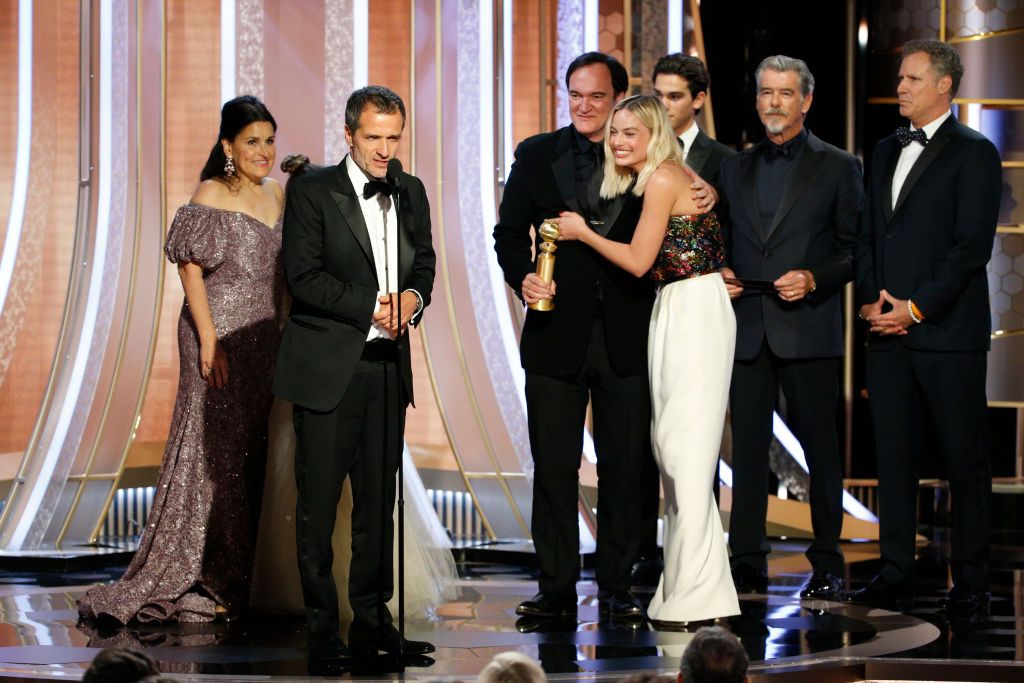 Част от екипа на "Имало едно време в Холивуд" получава награда на "Златен глобус" 2020