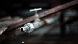 Учени алармират: Над 60 населени места у нас са на воден режим заради недостатъчен капацитет на водоизточниците