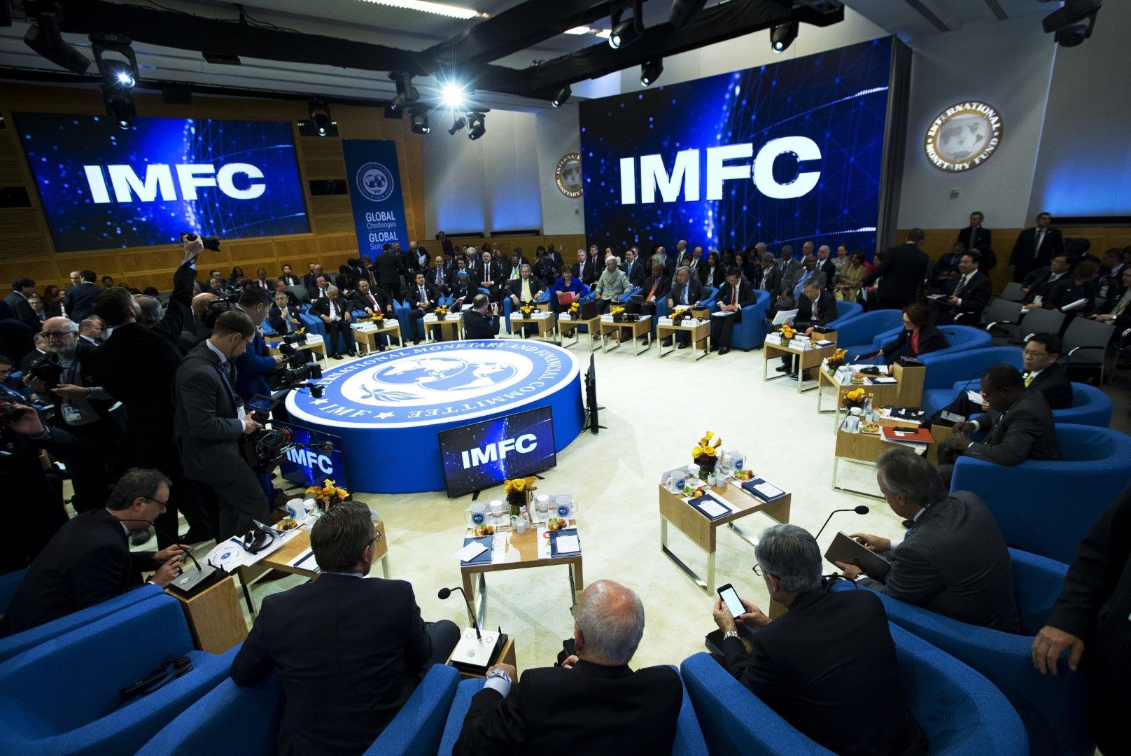 Представители на финансови институции по време на годишната среща на Световната банка, която се проведе на 19 октомври 2019 г.