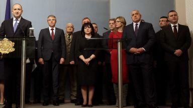 Няма пряка заплаха за България, но политиците призоваха за мир и дипломация