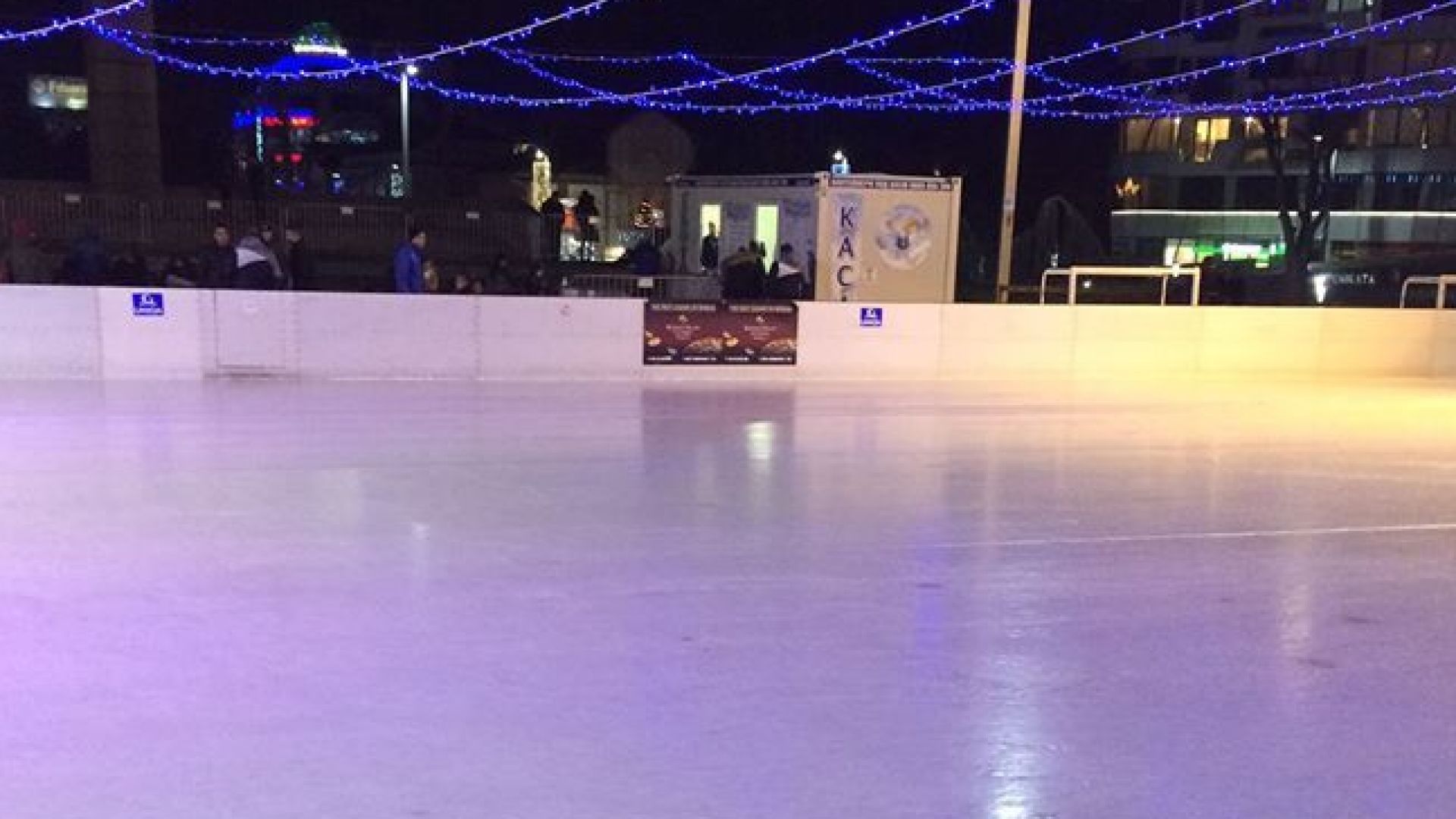 Задържан е английски гражданин откраднал скъпо съоръжение от ледената пързалка