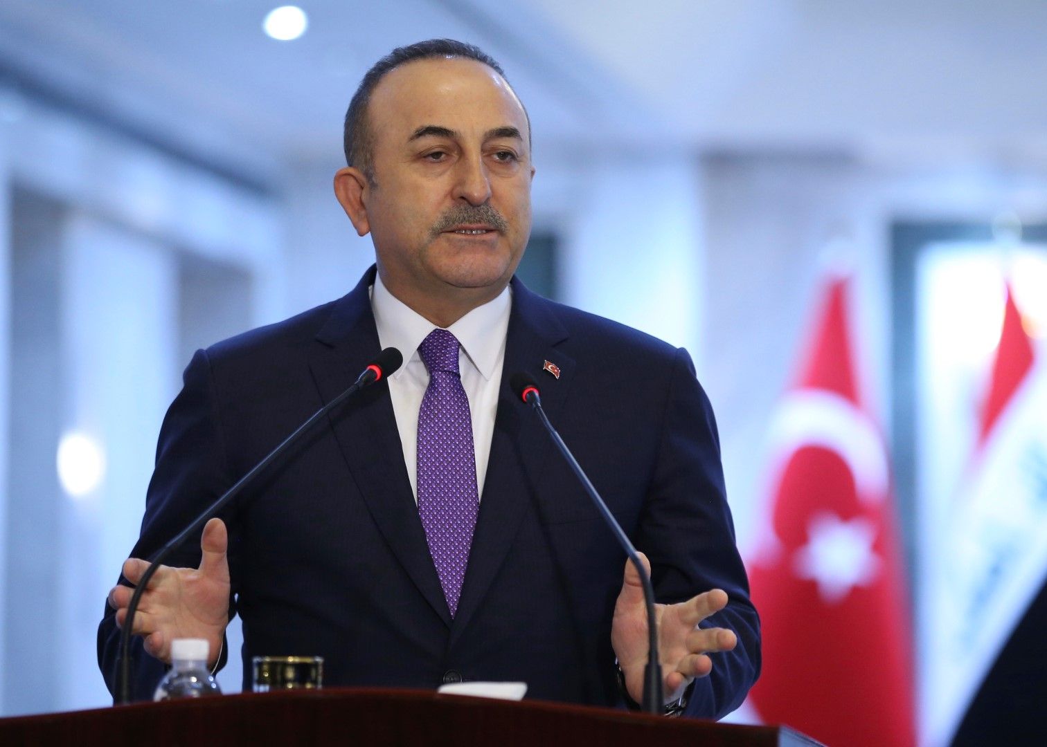 Турският външен министър Мевлючт Чавушоглу
