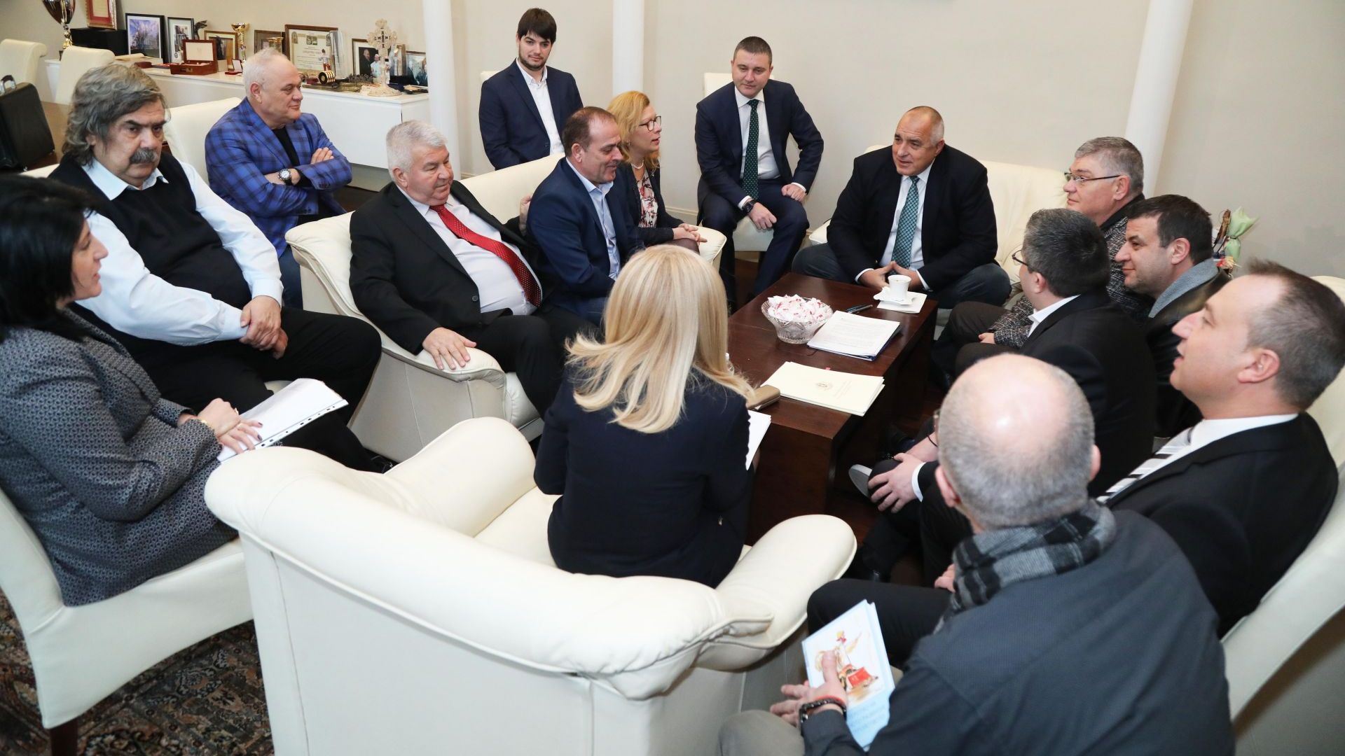 Министър-председателят Бойко Борисов провежда среща с представители на Конфедерацията на