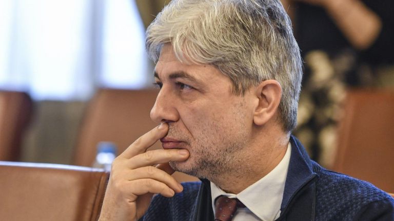 Съдебният процес срещу бившия министър на околната среда и водите