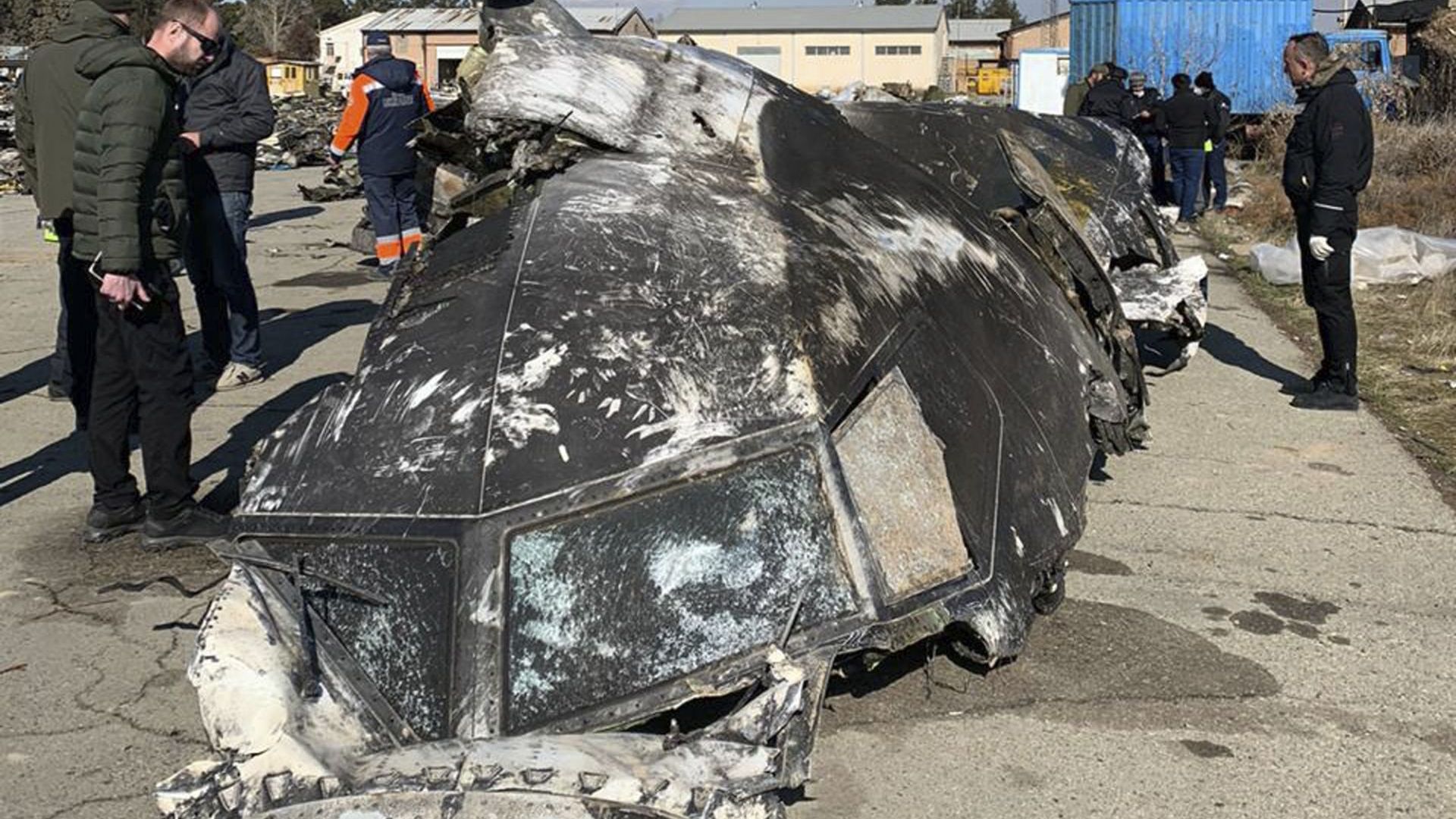 Украинската прокуратура: Свалянето на самолета е "предумишлено убийство"
