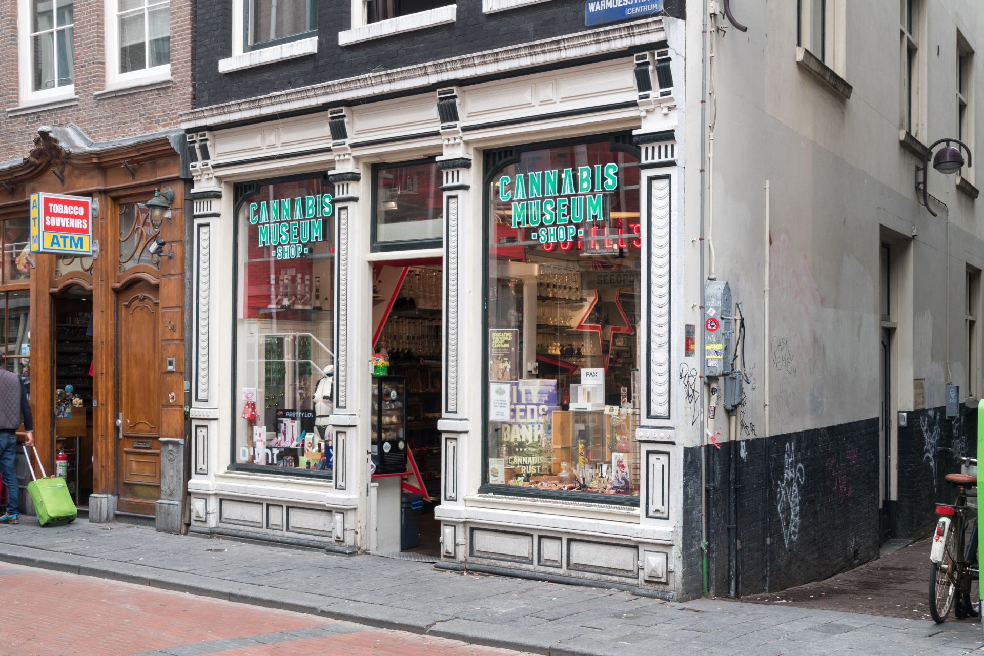 Магазин за канабис в Амстердам