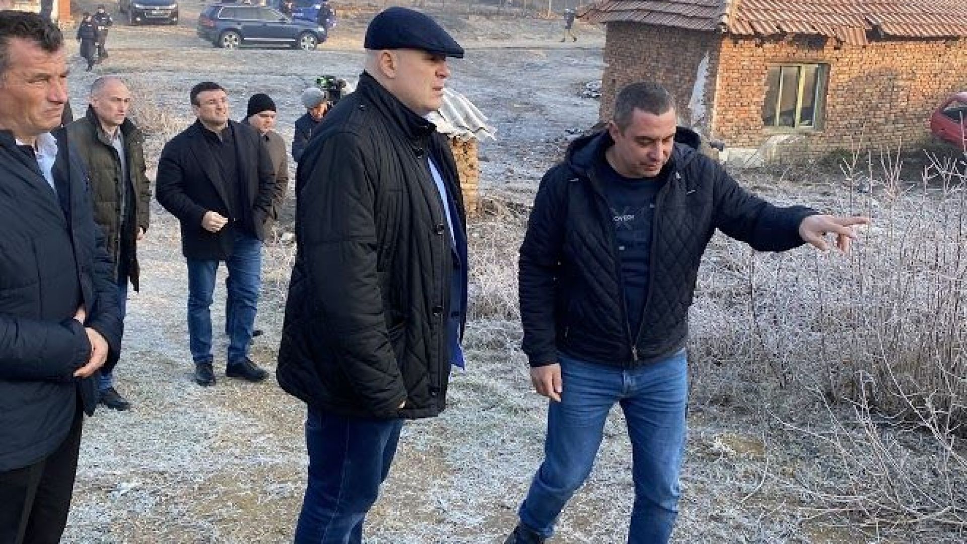 Главният прокурор на Република България Иван Гешев е в село