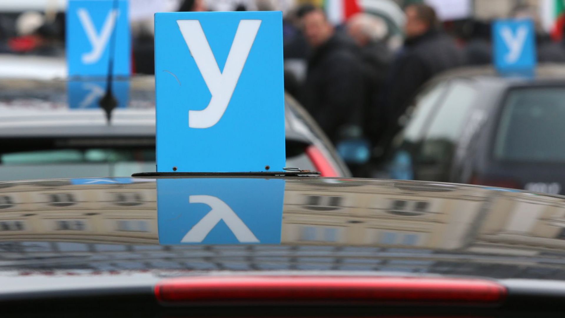 Автоинструктори от Варна подготвят протест на 1 май с искане