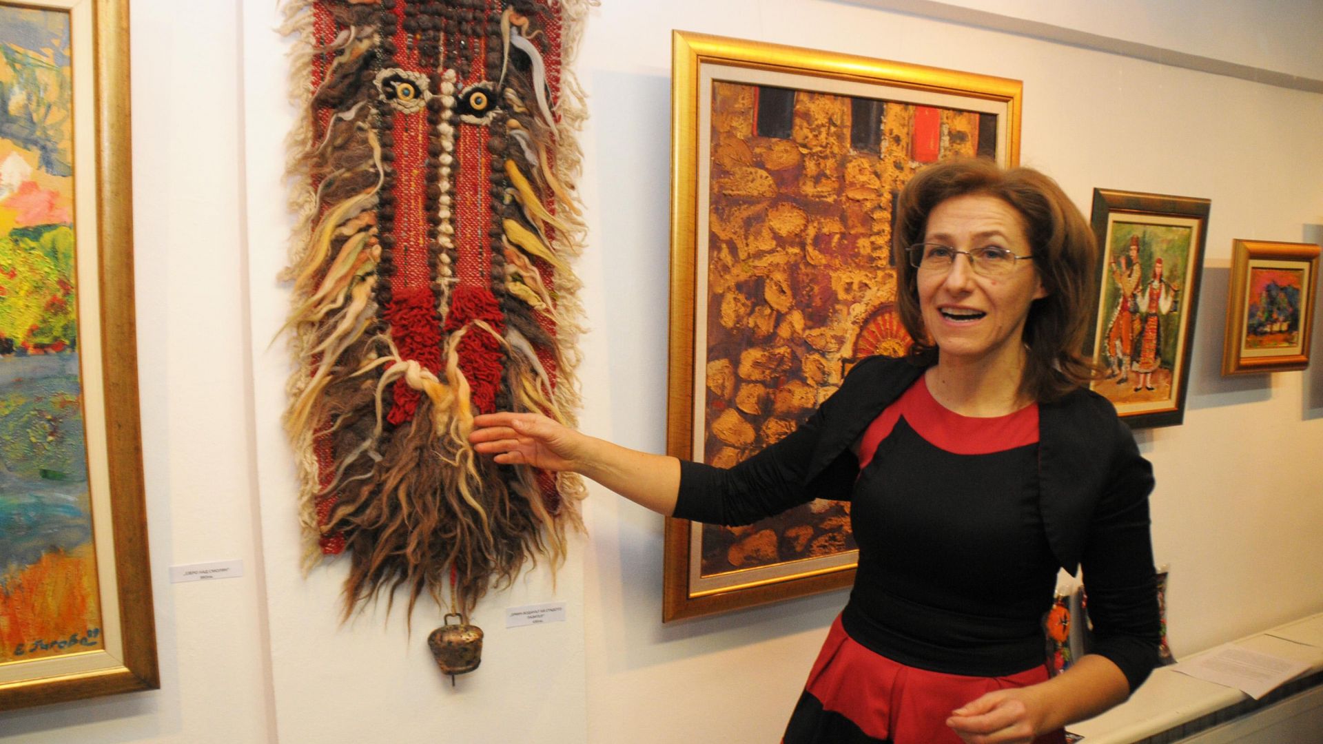 Младата и талантлива художничка внучка на класика в българската литература