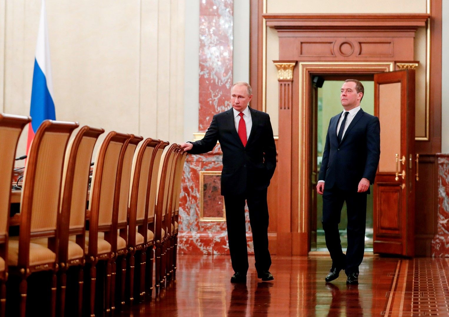 Владимир Путин назначи Дмитрий Медведев за свой заместник в Съвета за сигурност на Русия 