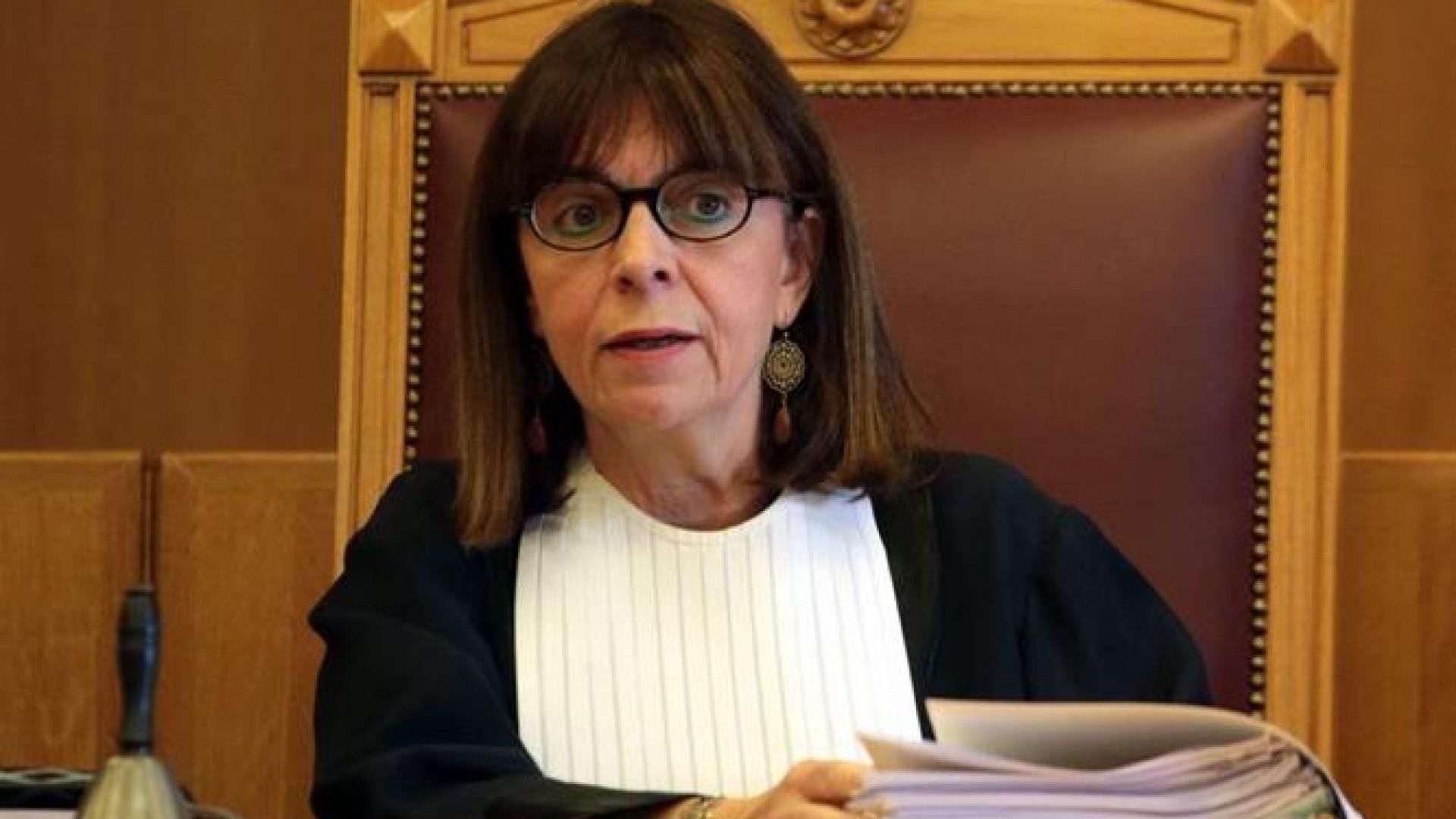 Гръцкият премиер Кириакос Мицотакис предложи днес председателката на Държавния съвет