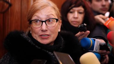 Привикването на министър председателя в прокуратурата е евтин театър Това заяви по